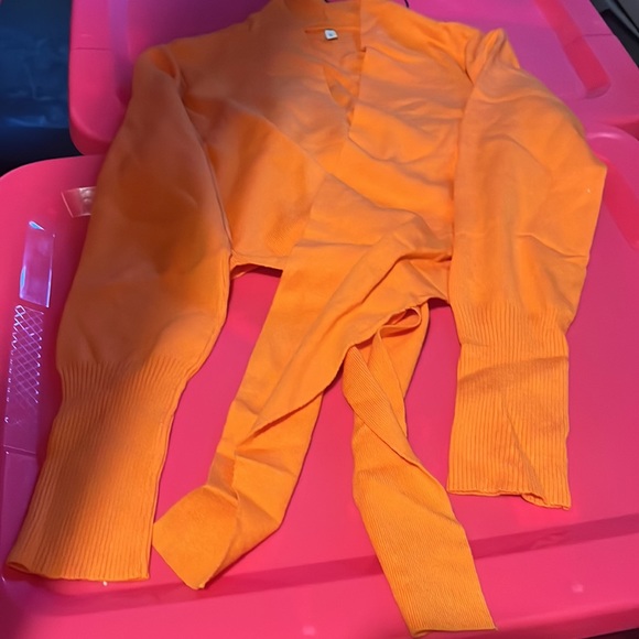 💋Orange Knit 🧶 Open Front Tie Crop Sweater - Picture 4 of 5
